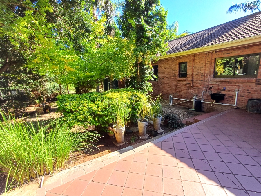 4 Bedroom Property for Sale in Winterhoek Park Eastern Cape